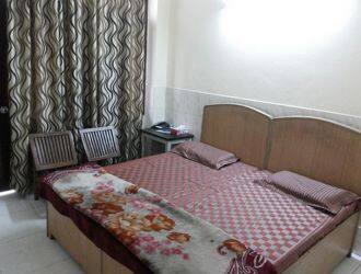 Prince Inn Hotel, Surat 3